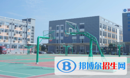 廣西2023年學(xué)計算機的學(xué)校有哪些