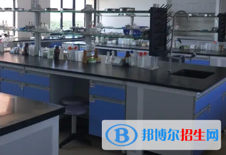 河南2023年現在上衛(wèi)校學什么好
