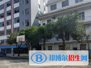 廣西2023年100分能上計(jì)算機(jī)學(xué)校嗎