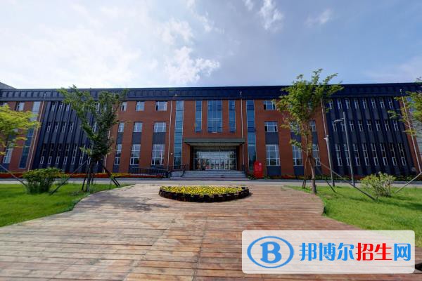 長(zhǎng)春師范高等?？茖W(xué)校是大專還是中專（長(zhǎng)春師范高等專科學(xué)校）