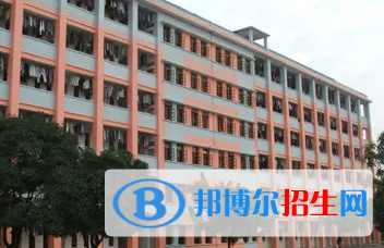 廣西2023年初中生可以去計(jì)算機(jī)學(xué)校嗎