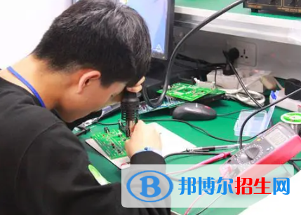 廣西2023年計算機學(xué)校的專業(yè)有哪些