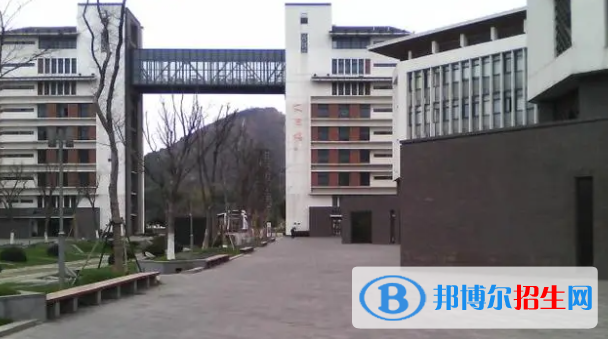 無錫高中所有學(xué)校名單匯總(附高考成績(jī)排名)