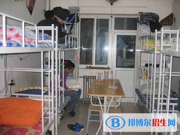 北京經(jīng)濟管理職業(yè)學(xué)院宿舍條件怎么樣？有空調(diào)嗎（附宿舍照片）
