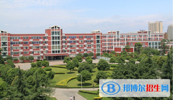 四川2023年什么技術(shù)計算機學(xué)校好