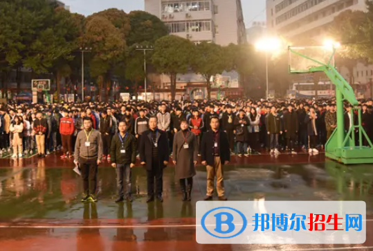 廣西2023年適合女生的計(jì)算機(jī)學(xué)校專(zhuān)業(yè)