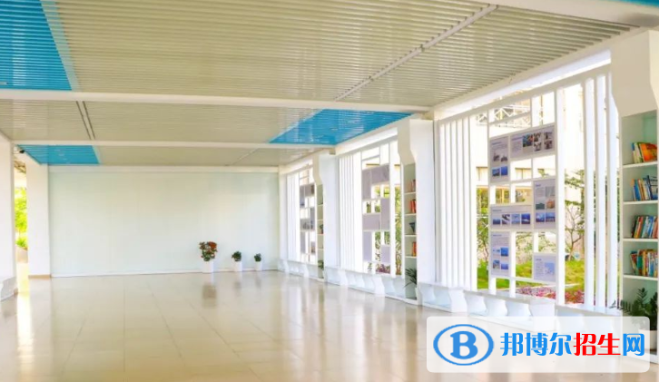 中央民族大學(xué)附屬中學(xué)陵水分校2023年招生辦聯(lián)系電話 