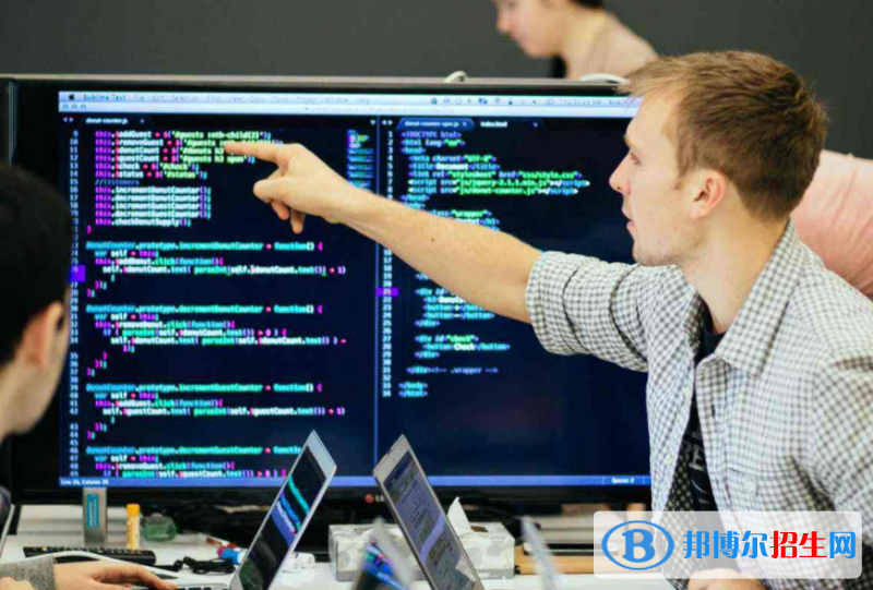 四川2023年職中計(jì)算機(jī)學(xué)校學(xué)什么專業(yè)好