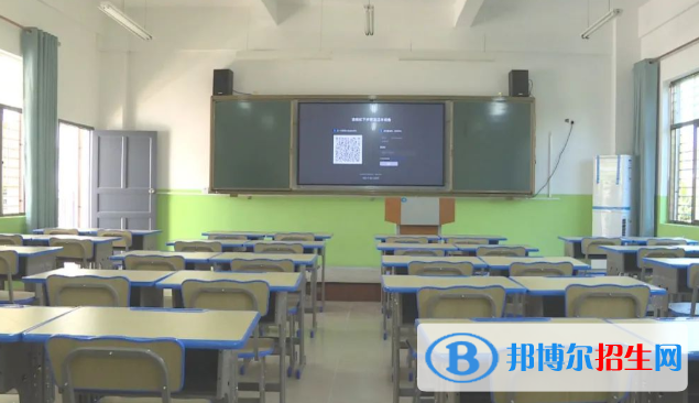 保亭中學(xué)2023年學(xué)費(fèi)、收費(fèi)多少 