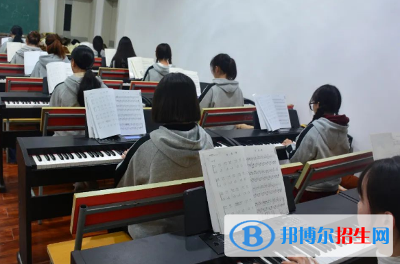 杭州2023年中專學(xué)校學(xué)什么專業(yè)