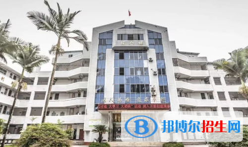內(nèi)江的高中排名前十名的學(xué)校（內(nèi)江高中）