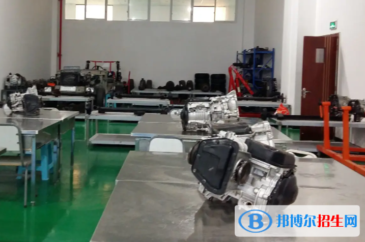 大學(xué)內(nèi)燃機(jī)制造與維修專業(yè)可以從事哪些工作？