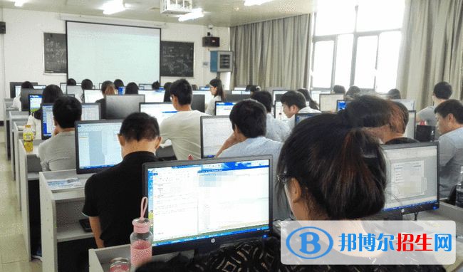 蘭州2023年職業(yè)技術(shù)計算機(jī)學(xué)校什么專業(yè)好
