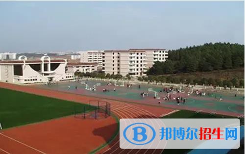 貴州2023年鐵路學校多少錢