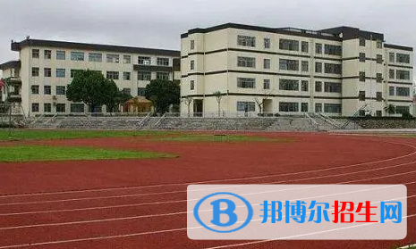 貴州2023年鐵路學(xué)校學(xué)費(fèi)多少