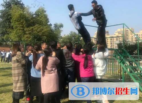 杭州2023年上中專學(xué)?？梢钥即髮W(xué)嗎