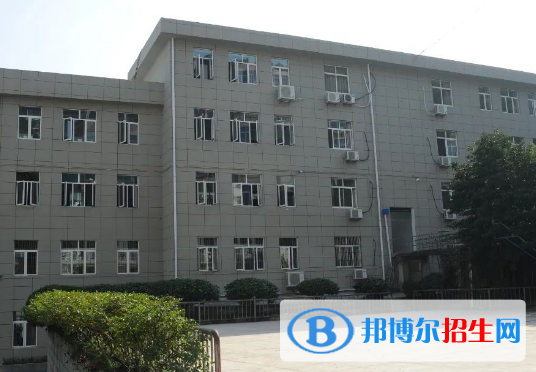 杭州2023年中專學(xué)校讀幾年