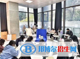 杭州2023年沒有畢業(yè)證可以讀中專學校嗎
