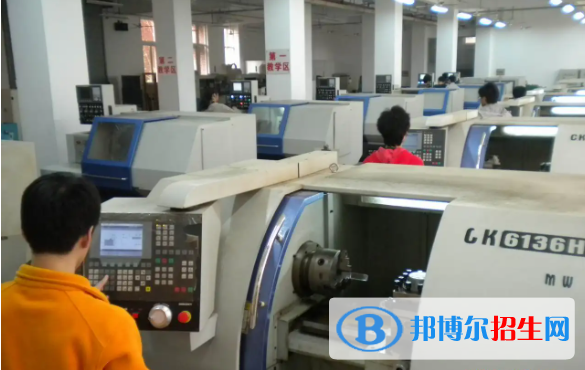 浙江2023年沒(méi)初中畢業(yè)能上中專學(xué)校