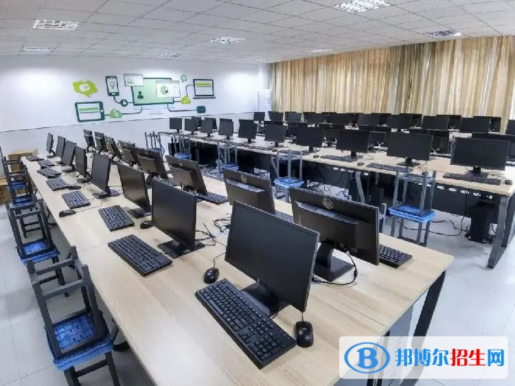 四川2023年職高計(jì)算機(jī)學(xué)校學(xué)什么專業(yè)好