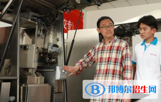 湖南2023年在中專學(xué)校學(xué)什么專業(yè)好