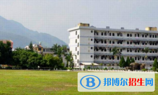 新津縣職業(yè)高級(jí)中學(xué)是大專還是中專(新津縣職業(yè)高級(jí)中學(xué))