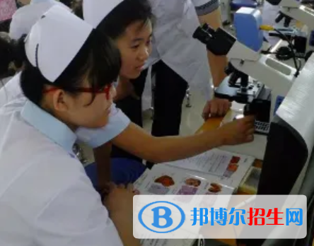 河南2023年去讀衛(wèi)校學(xué)什么對以后好一點
