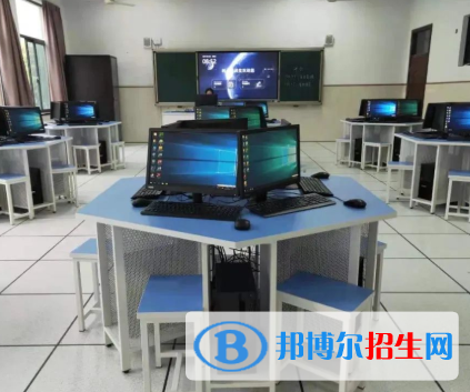 杭州2023年中專學(xué)校什么專業(yè)適合女生