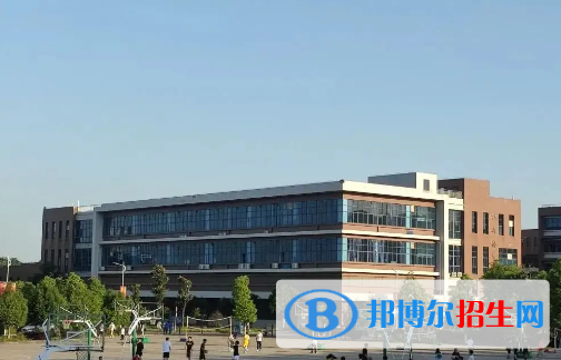 湖南化工職業(yè)技術(shù)學(xué)院是大專還是中專(湖南化工職業(yè)技術(shù)學(xué)院)