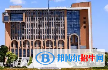 濮陽醫(yī)學(xué)高等?？茖W(xué)校是大專還是中專（濮陽醫(yī)學(xué)高等專科學(xué)校）