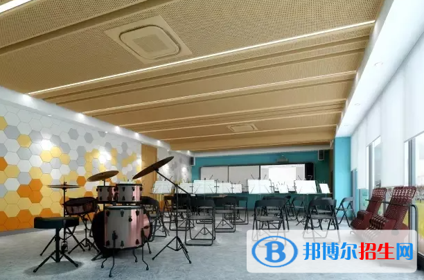 上海博華國際高中2023年學費標準2