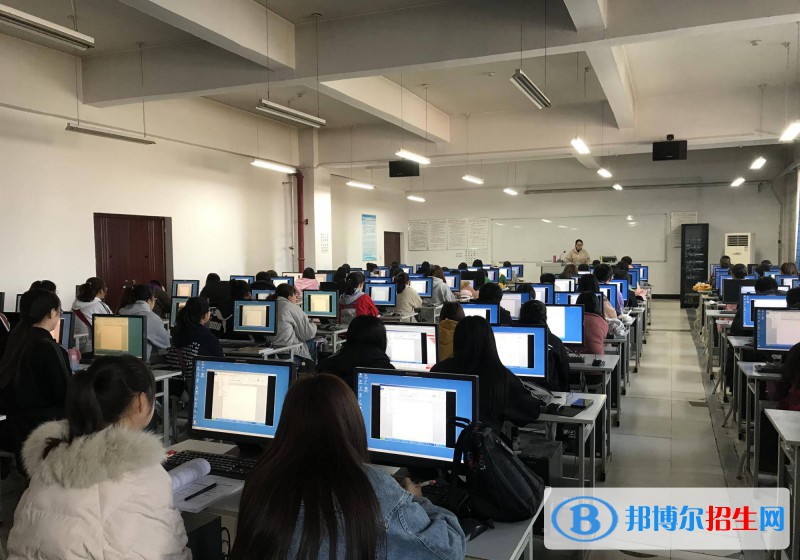 蘭州2023年男生學(xué)什么計(jì)算機(jī)專業(yè)好