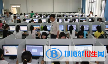 浙江2023年高中畢業(yè)可以讀中專(zhuān)學(xué)校嗎