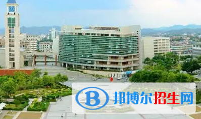 嘉應(yīng)學(xué)院排名(全國)嘉應(yīng)學(xué)院在廣東排名