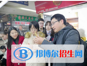 杭州2023年男生中專學什么專業(yè)好找工作