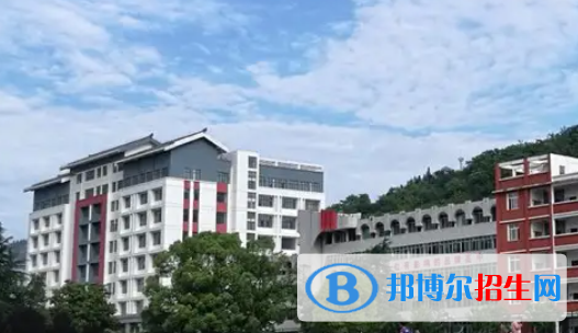 建始中考2022錄取分?jǐn)?shù)線