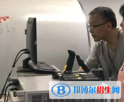 工業(yè)機(jī)器人技術(shù)專(zhuān)業(yè)好嗎?