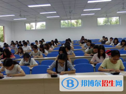 杭州2023年女生中專學(xué)什么好