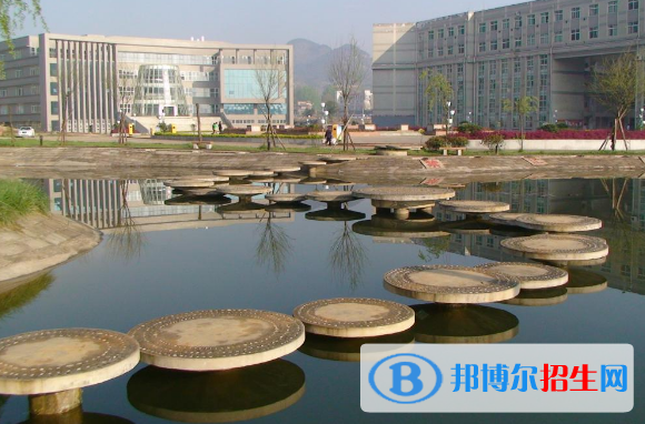 2022六盤水市高職院校排名(校友會(huì))