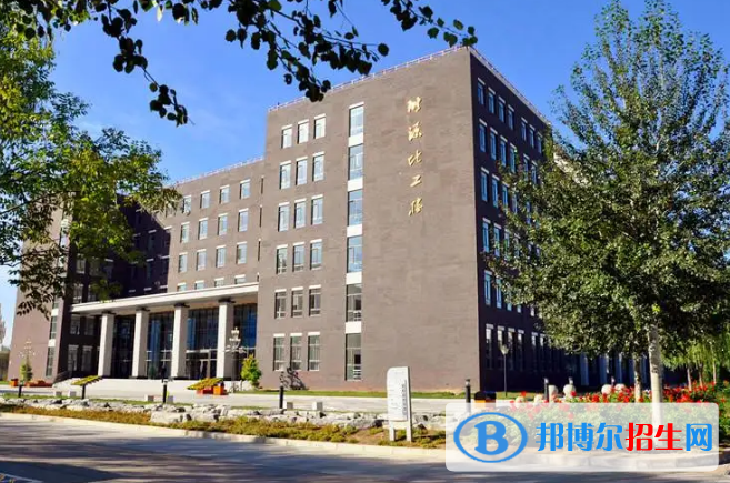 2022榆林市大學(xué)排名(校友會(huì))