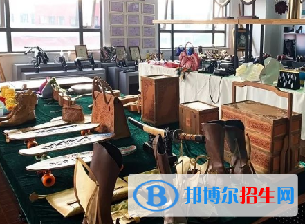 皮具藝術(shù)設(shè)計專業(yè)好嗎?