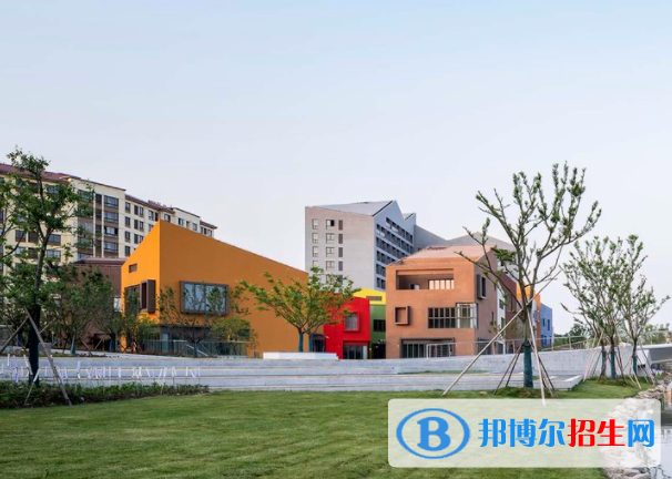 詹尼森公立高中(上海)中心2023年報(bào)名時(shí)間