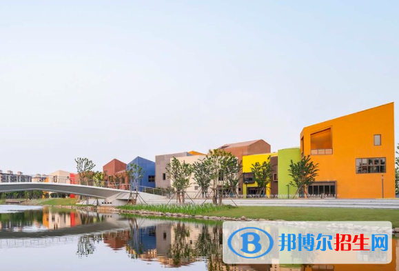 詹尼森公立高中(上海)中心2023年報(bào)名時(shí)間2