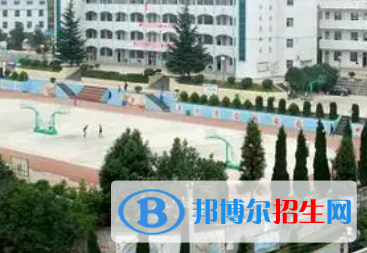 赫章縣實驗中學、烏蒙山學校2022年分數(shù)線是多少？（2023參考）