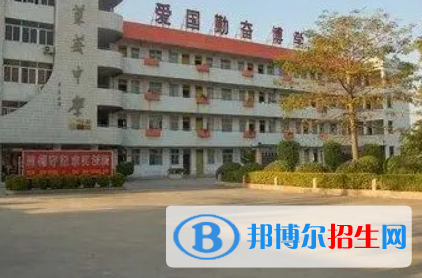 澄海萊蕪中學(xué)、隆都中學(xué)、黃岡學(xué)校2022年分?jǐn)?shù)線是多少?(2023參考)