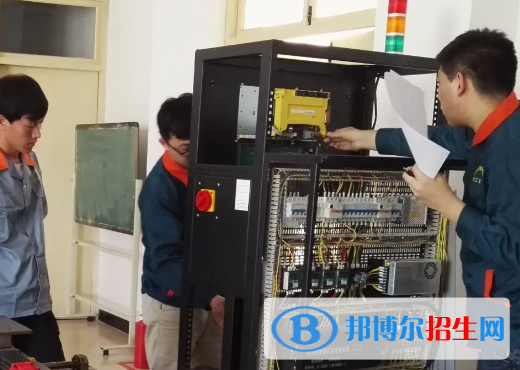 重慶2023年現(xiàn)在上中專學(xué)校什么專業(yè)好
