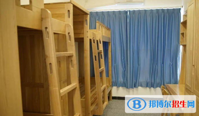 深圳中學(xué)2023年宿舍條件