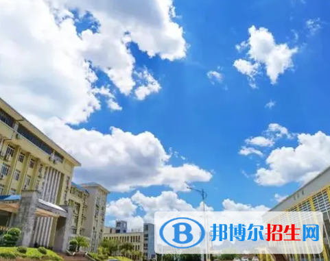 賀州所有公辦大學有哪些？（附大學名單）