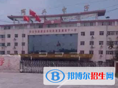 商丘中學(xué)、商丘市睢陽(yáng)區(qū)弘深學(xué)校2022年分?jǐn)?shù)線是多少?(2023參考)