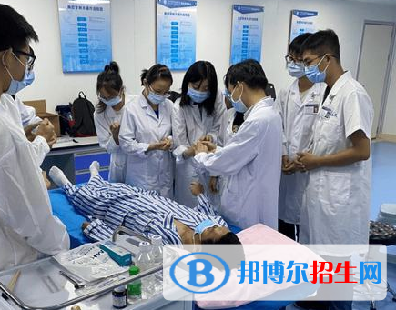 護(hù)理專(zhuān)業(yè)好嗎?(護(hù)理專(zhuān)業(yè))
